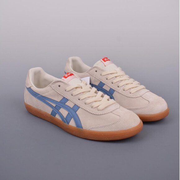 NWT Gray Onitsuka Tiger Tokuten Grey Suede Sneakers - Picture 1 of 9